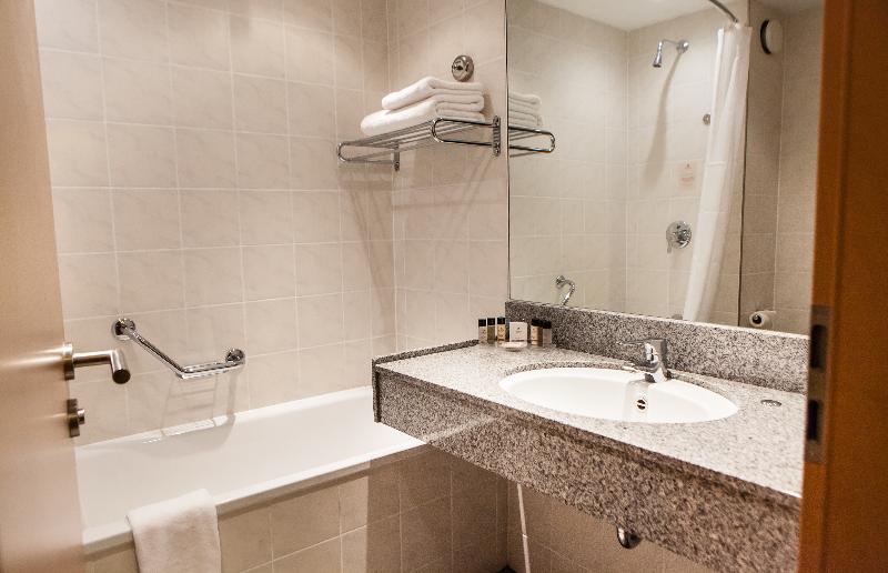 ファミリールーム, Clayton Hotel, Leeds