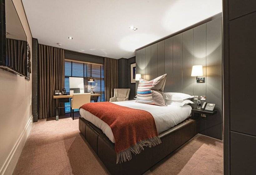 غرفة تنفيذية, Dakota Eurocentral