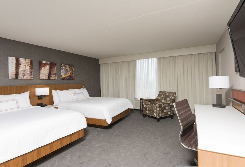 Номер Стандарт 2 Двуспальные Кровати, Sonesta Hotel Grand Rapids Airport