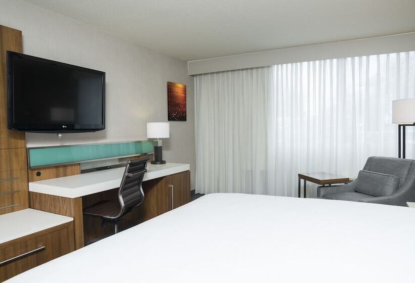 スイート, Sonesta Hotel Grand Rapids Airport