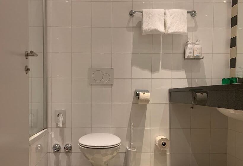 スタンダードルーム, Holiday Inn   Salzburg City, An Ihg