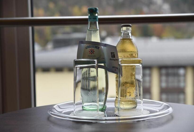 キングサイズベッドのスタンダードルーム, Holiday Inn   Salzburg City, An Ihg