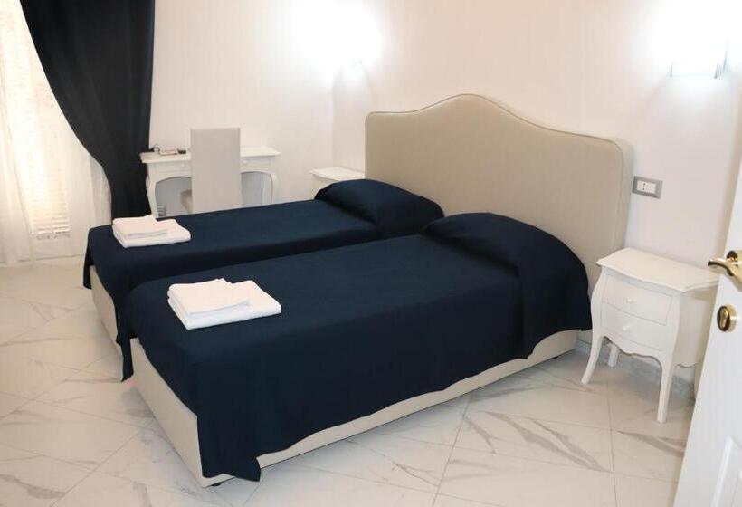 חדר סטנדרט עם נוף, Colosseo Rooms Imperial Rome