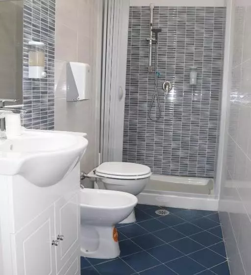 اتاق لوکس چهار تخته, Colosseo Rooms Imperial Rome