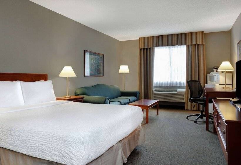 Номер Deluxe, Days Inn By Wyndham Whitecourt