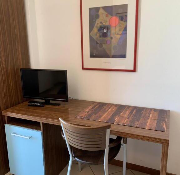 ‫غرفة فردية مزودة بتراس, & Residence La Sibilla Cusiana