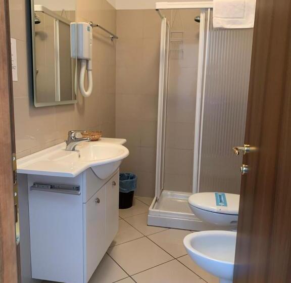 غرفة عائلية, & Residence La Sibilla Cusiana