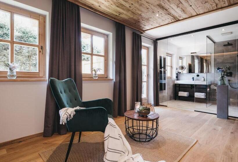 חדר סופריור, Vaya Achensee