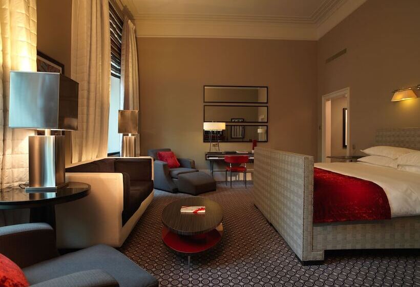 سوییت جونیور, Rocco Forte Hotel De Rome