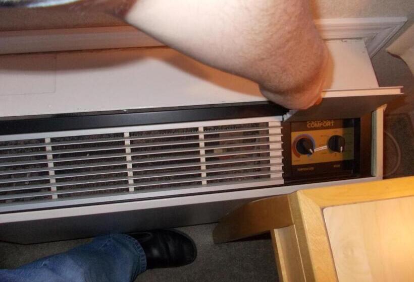 غرفة قياسية سرير كينج, Rocky Inn Express