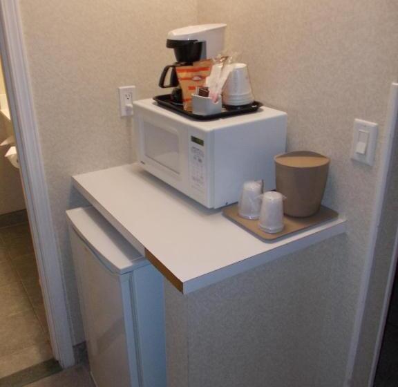 Номер Стандарт, Rocky Inn Express