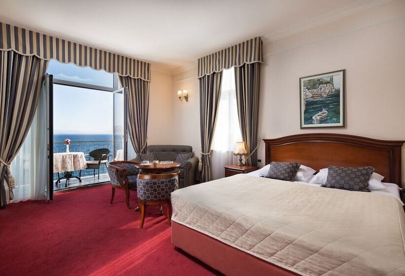 발코니가 있는 바다 전망 수피리어 룸, Savoy