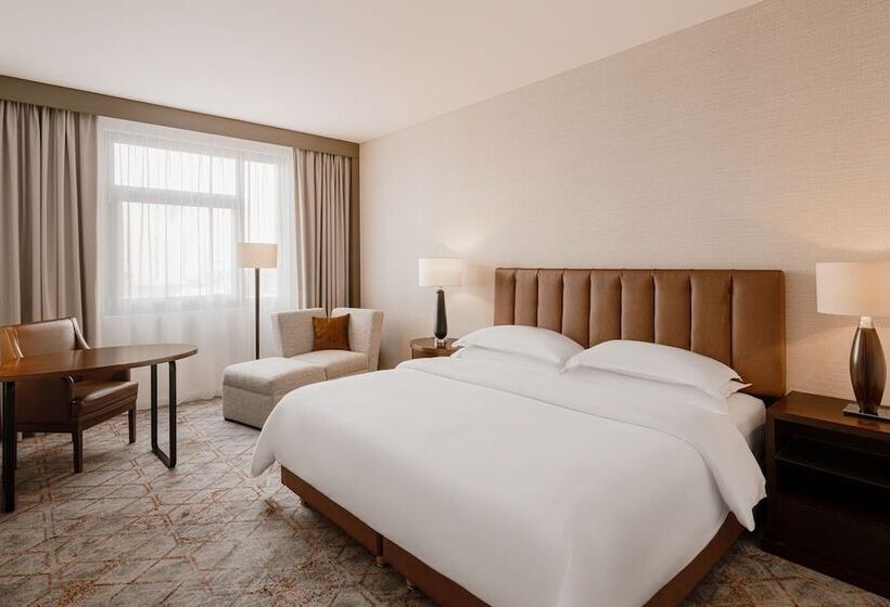 اتاق کلاب, Sheraton Poznan