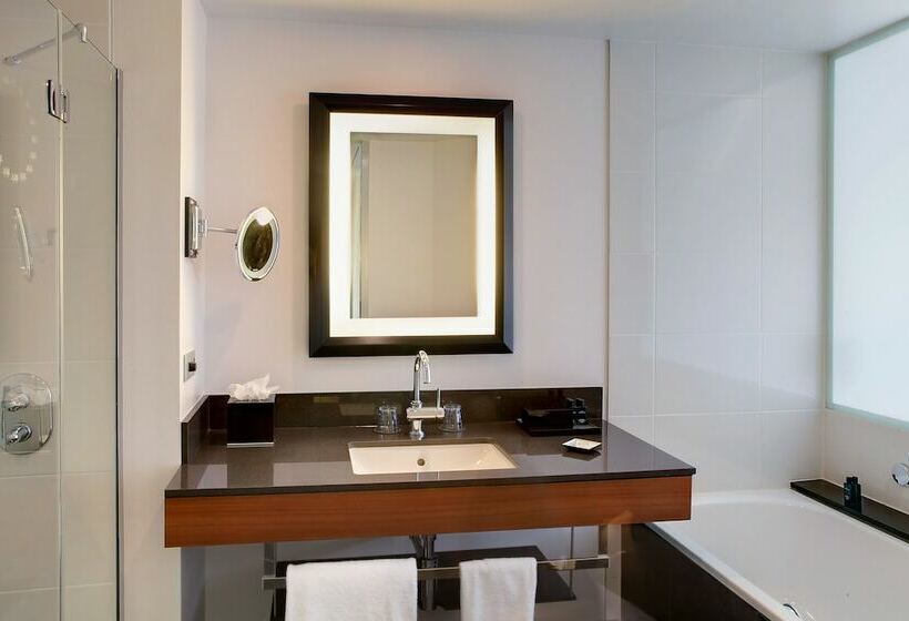 Habitació Deluxe, Sofitel Brussels Europe