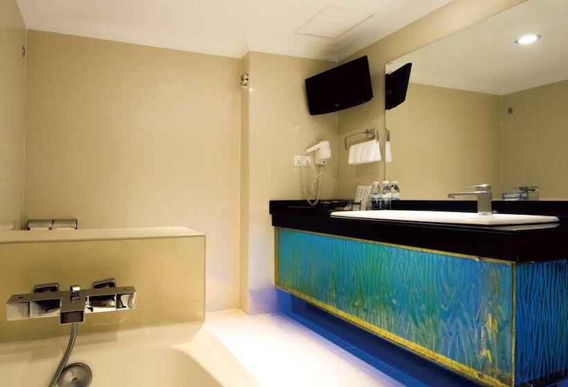 Executive Suite, Taiming