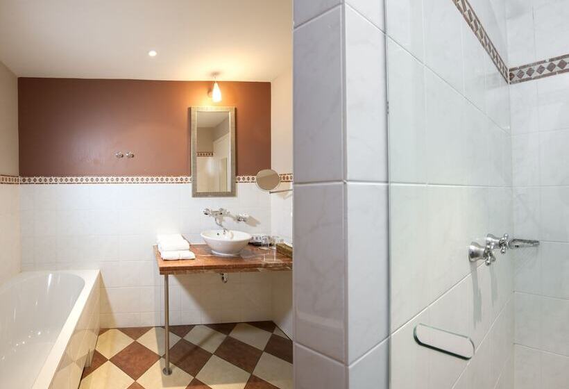 סוויטת ג'וניור, Van Der Valk Hotel Kasteel Terworm