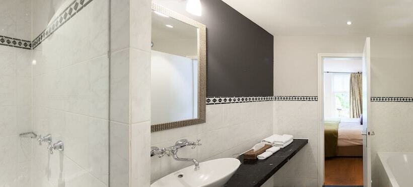 סוויטת סניור, Van Der Valk Hotel Kasteel Terworm