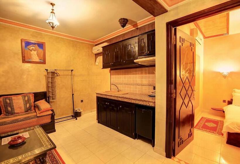 سوییت جونیور, Amani Hotel Suites & Spa