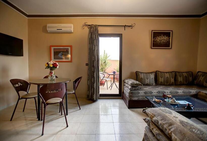 سوییت خانوادگی, Amani Hotel Suites & Spa