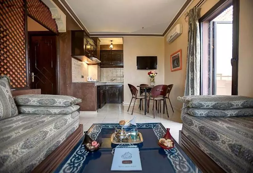 سوئیت سینیور, Amani Hotel Suites & Spa