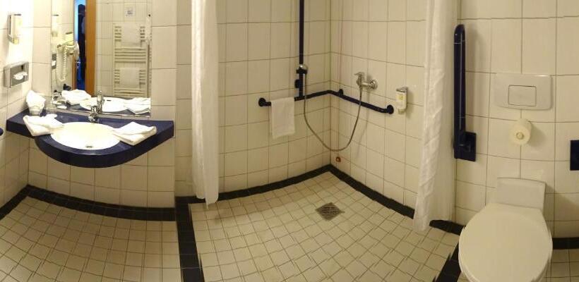 غرفة قياسية, Ascot Bristol