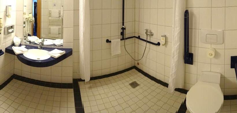 Quarto Estandar, Ascot Bristol