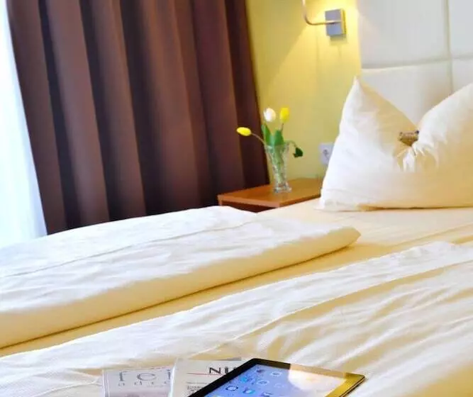 اتاق استاندارد, Burghotel Stammhaus