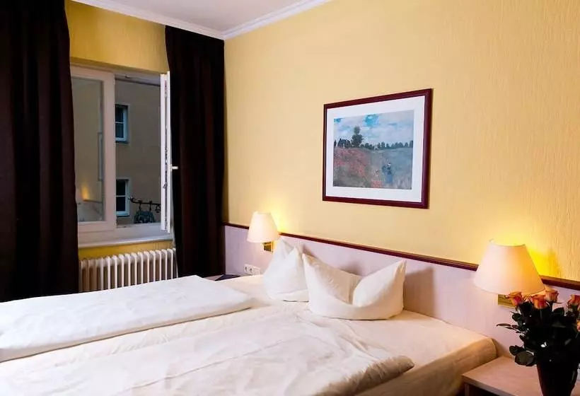 اتاق استاندارد, Burghotel Stammhaus