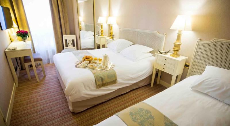 اتاق استاندارد سه نفره, Champerret Heliopolis