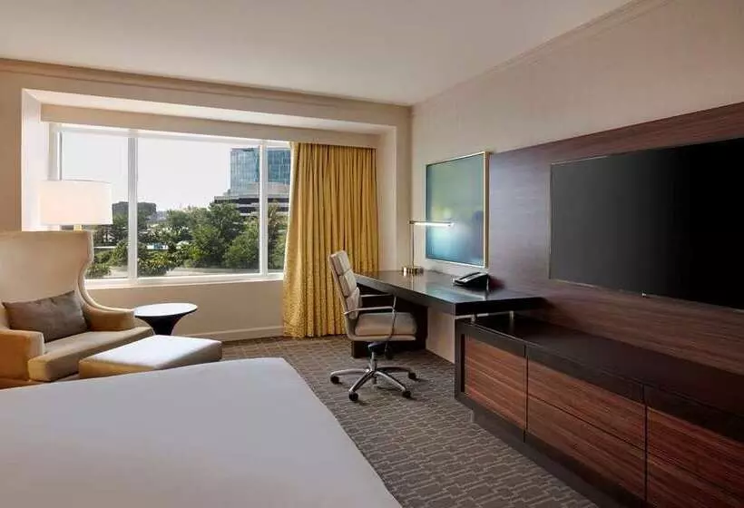 キングサイズベッドのスタンダードルーム, Hilton Sanya Yalong Bay Resort & Spa