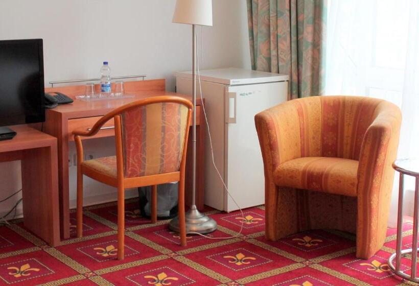 اتاق استاندارد, Kaiser