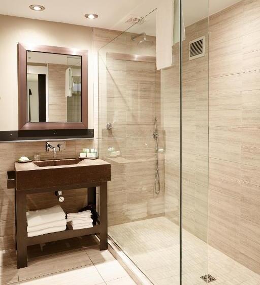 套房, Le Dauphin Montreallongueuil