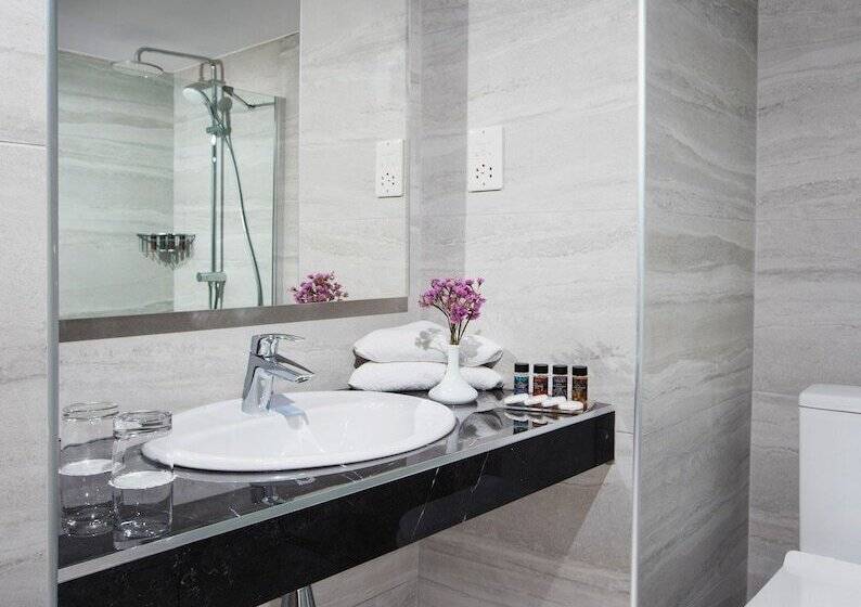 Номер Стандарт, Mayfair Hotel