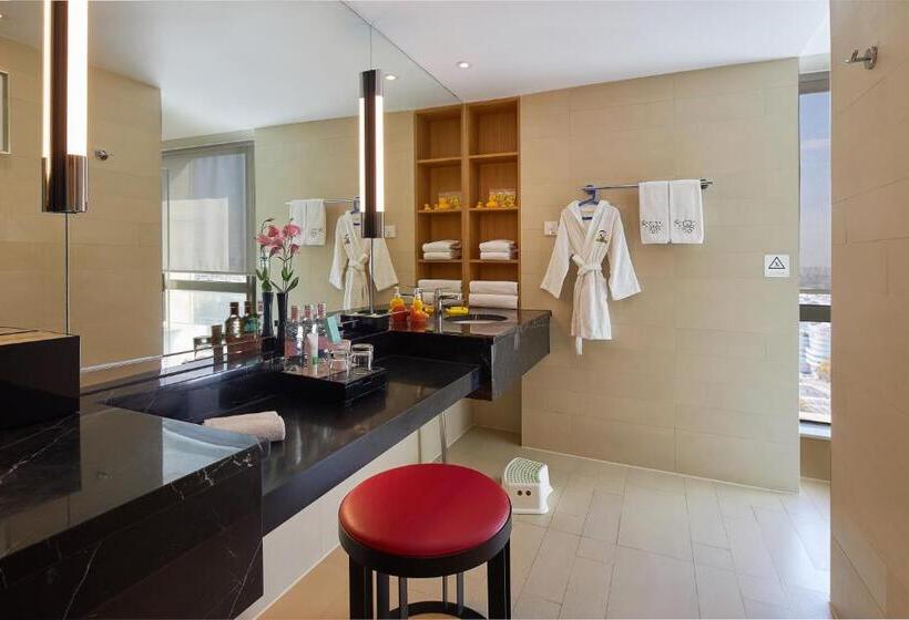 סוויטה דלוקס, Paradox Kunshan