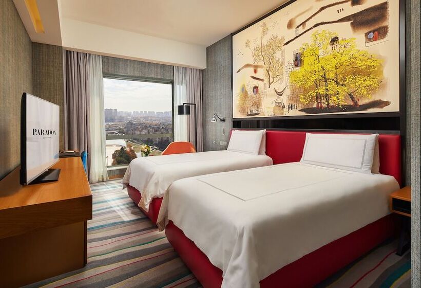 חדר אקזקיוטיב, Paradox Kunshan