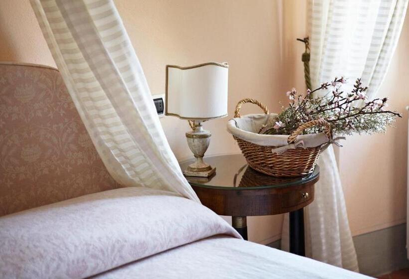 ジュニアスイート, Relais Villa Belpoggio Residenza D Epoca