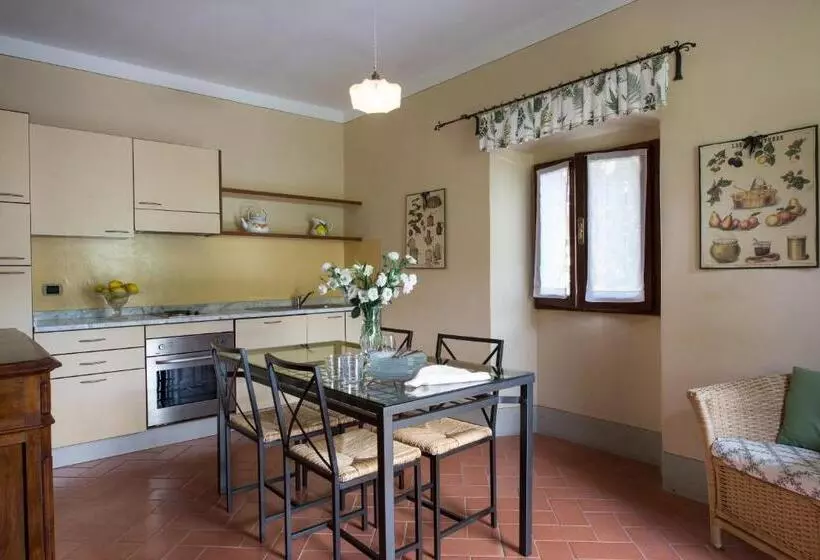 庭の見える１ベッドルームアパートメント, Relais Villa Belpoggio   Residenza D Epoca