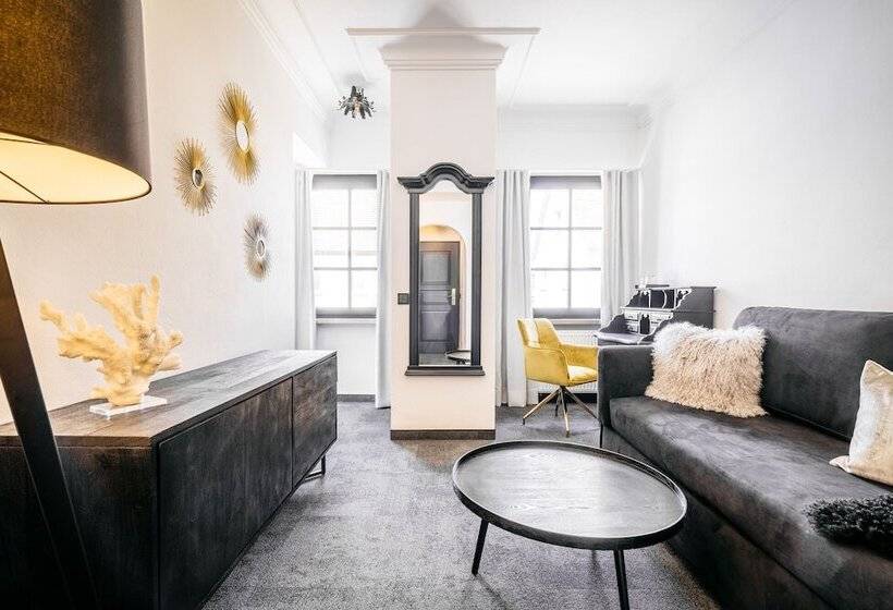 주니어 스위트, Riesengebirge