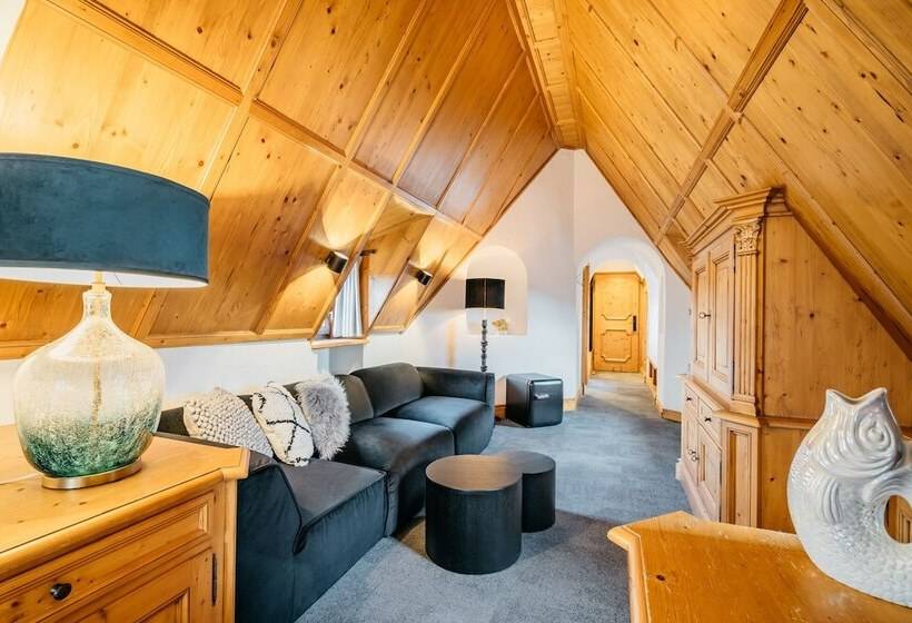 ジュニアスイート, Riesengebirge