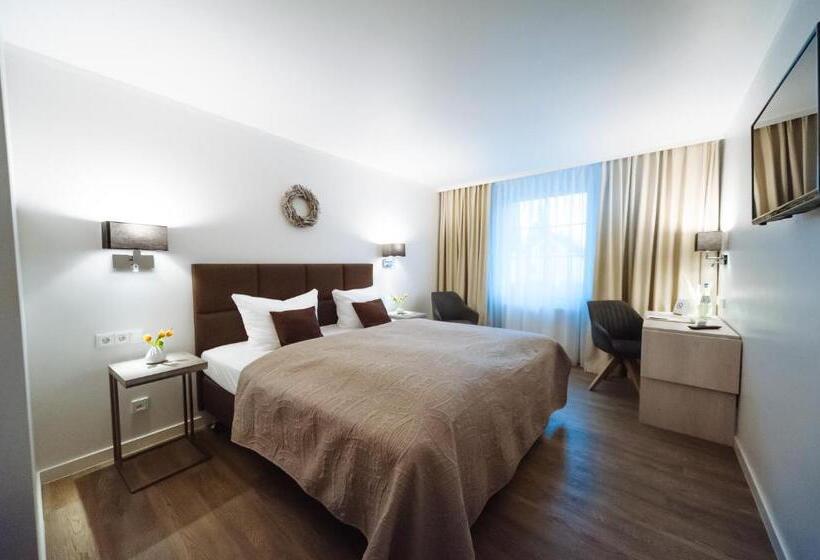 اتاق استاندارد, Landhotel Potsdam