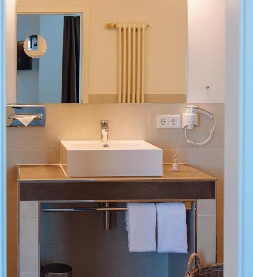 سوییت جونیور, Landhotel Potsdam