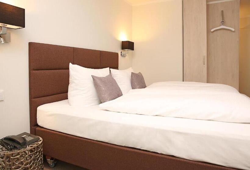 غرفة إقتصادية, Landhotel Potsdam