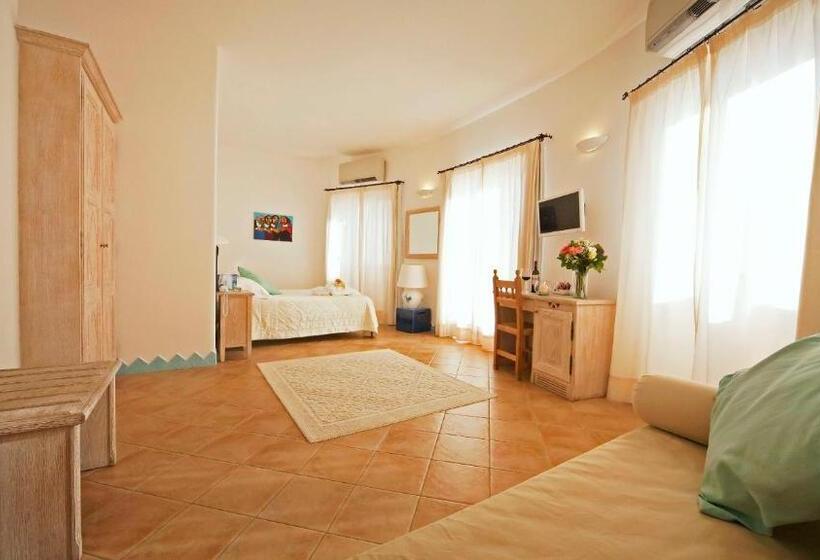 סוויטת ג'וניור נוף לים, Bue Marino Hotel & Cocktail Bar