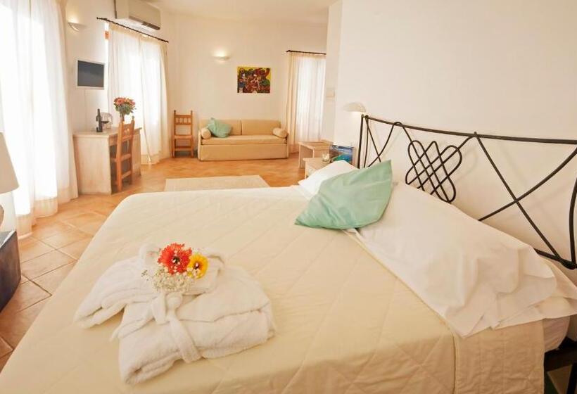 סוויטת ג'וניור נוף לים, Bue Marino Hotel & Cocktail Bar