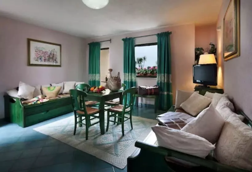 ファミリールーム, Cala Ginepro Hotel Resort