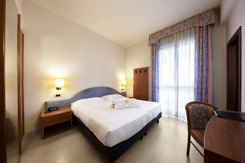 غرفة قياسية, Aqua