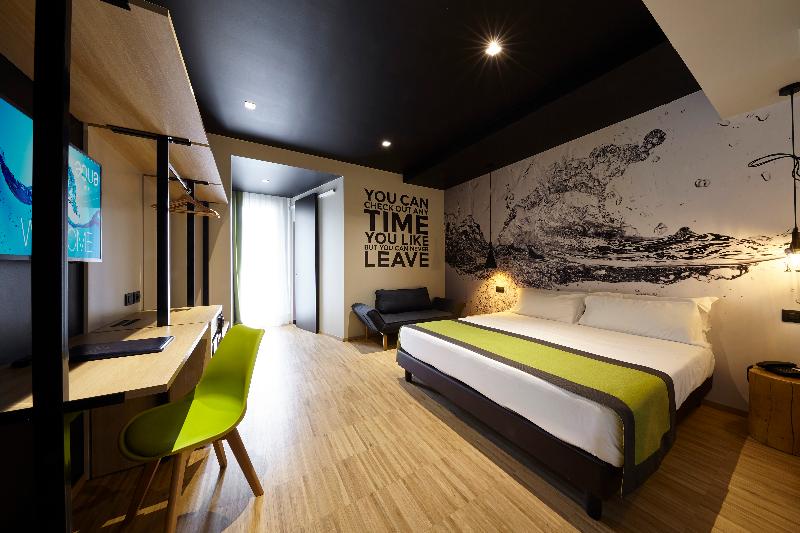 غرفة سوبيريور, Aqua