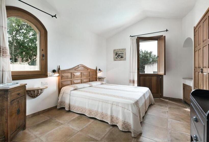 חדר סטנדרט עם מרפסת, Arathena