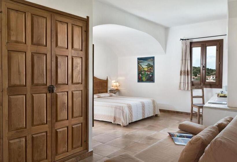 חדר סופריור עם מרפסת, Arathena