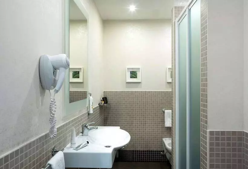 اتاق استاندارد, Bis Hotel Varese